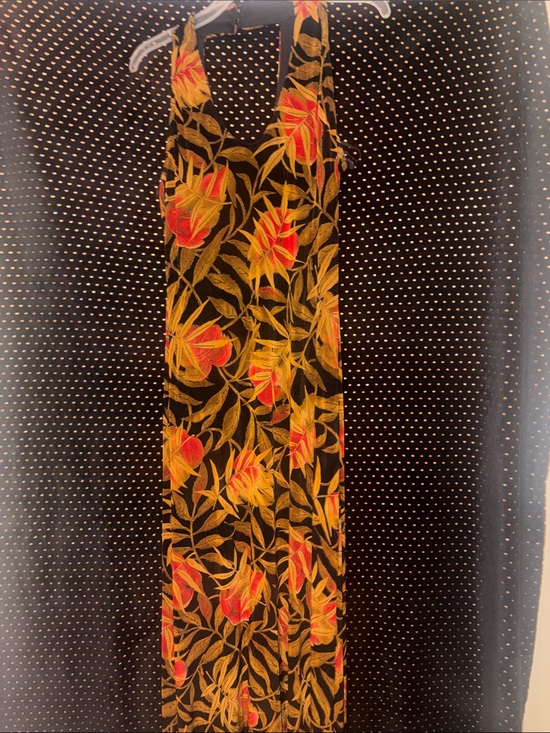 Jessica Howard Dresses & Skirts - Vintage Maxi Dress in Black with Gold and Red Floral Print